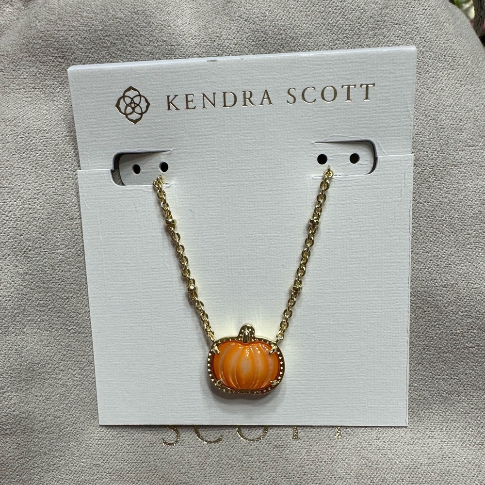 New Kendra scott pumpkin mother of pearl necklace Halloween thanksgiving